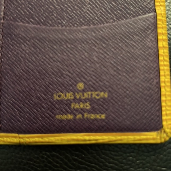 Louis Vuitton Yellow Epi Card Case SP0020 - Picture 3 of 9